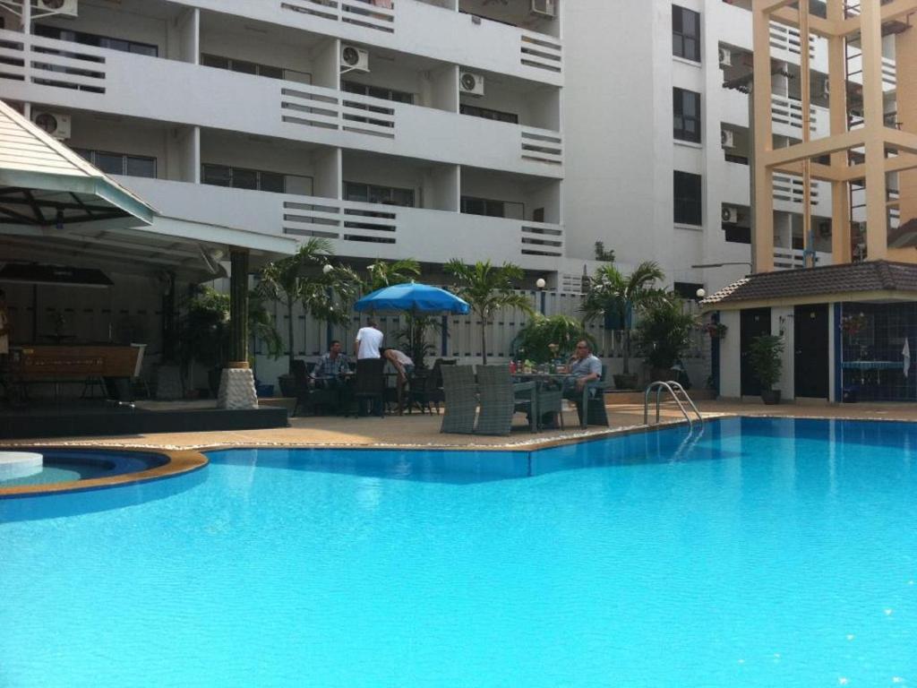 Marina Inn Паттайя Экстерьер фото